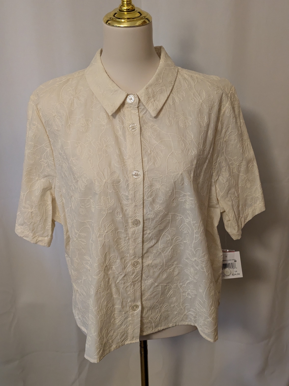 Falls Creek Elegant Cream Floral Embroidered Short-Sleeve Button-Up Top